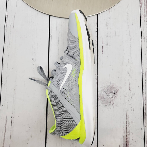 Nike TR 4 Cross Trainer Running Sneakers Size: 8 - Picture 6 of 11